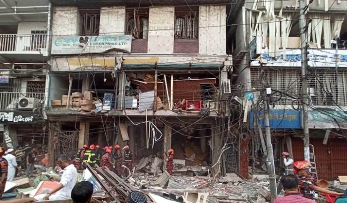 গুলিস্তানে বিস্ফোরণ: নিহত বেড়ে ১৬, আহত শতাধিক